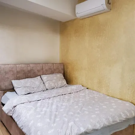 Comfortable And Close Apartment